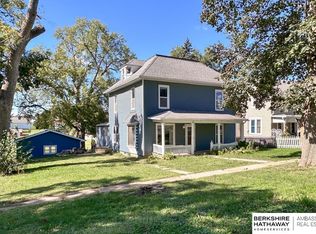 304 Country St, Walnut, IA 51577