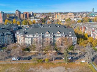 2411 S Erlton Rd SW #106, Calgary, AB T2S 3B9