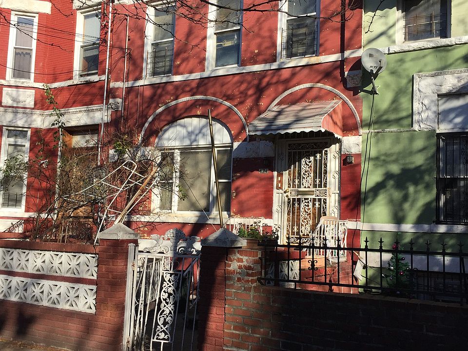 2nd image of 471. Miller Ave