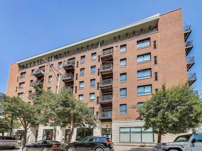 974 W 35th Pl #503, Chicago, IL, 60616