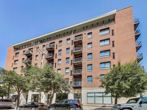 974 W 35th Pl #503, Chicago, IL 60616