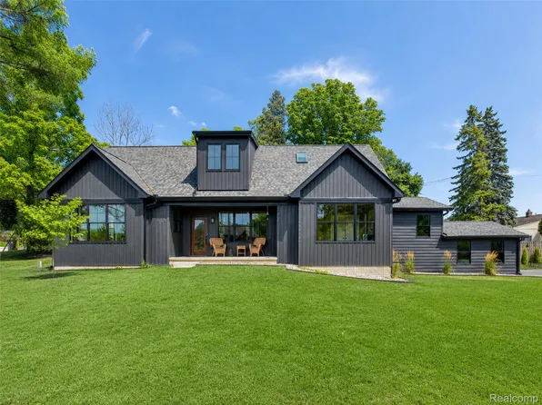 515 River St, Northville, MI 48167