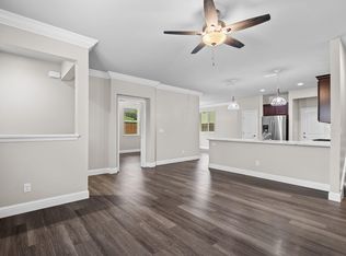 866 Congaree Ln, Redding, CA 96001