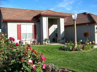 2446 N Vickie St, Visalia, CA 93291