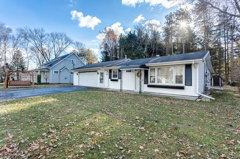 1st image of 3691 Huron Ct