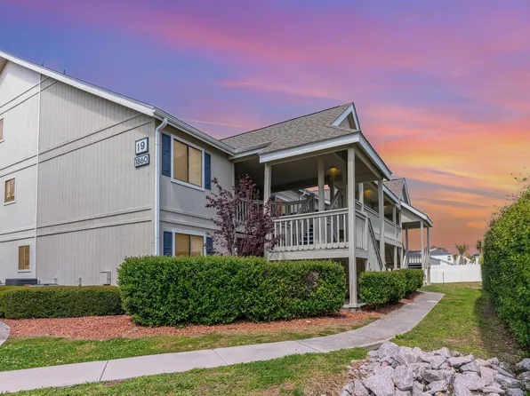 1860 Auburn Ln. #19E, Surfside Beach, SC 29575
