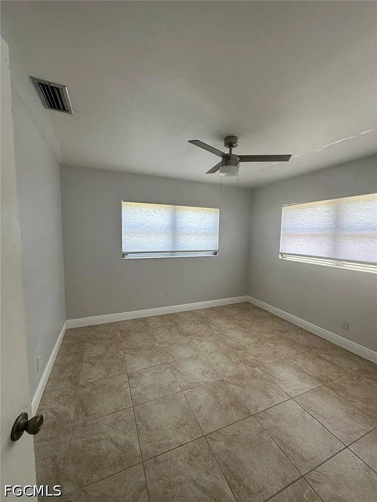 2 bed, 2.0 bath, 920 sqft, $1,250 — Photo 4