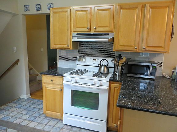 3rd image of 29W278 James Ave