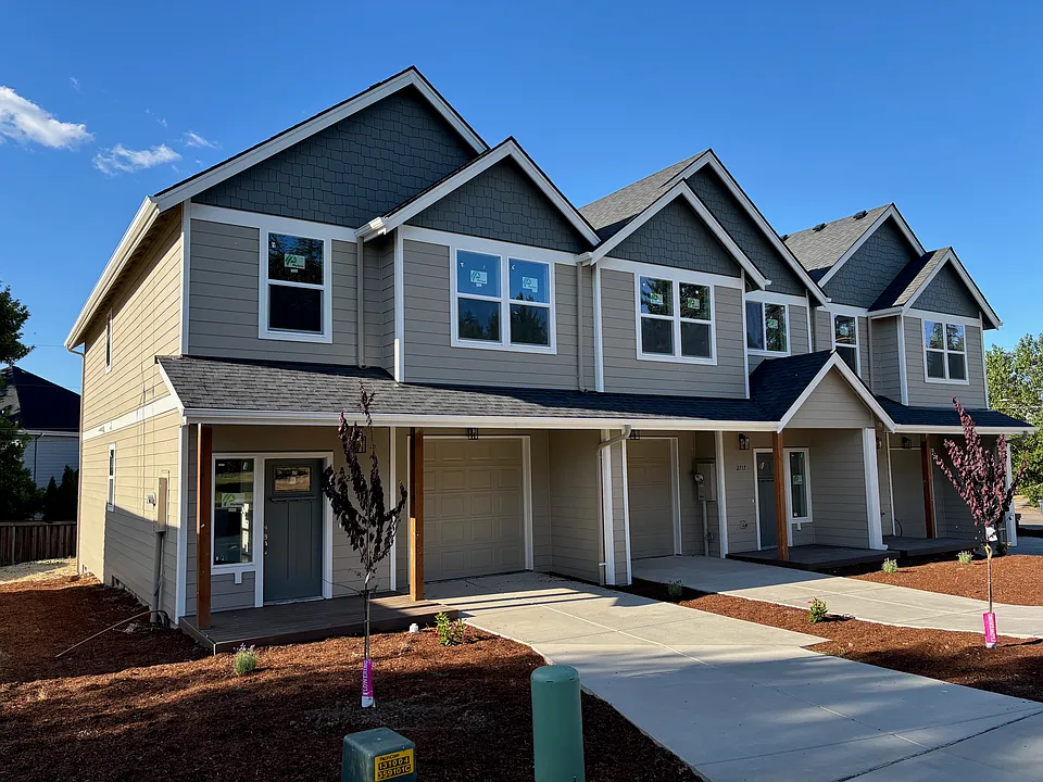 2723 NW 12th Ave