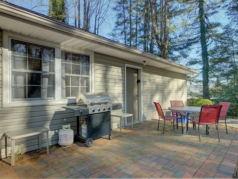 63 Montview Cir — Photo 19