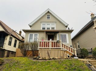 1022 S 34th St, Milwaukee, WI 53215