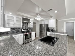 595 Campus Oaks Ct, Las Vegas, NV 89183