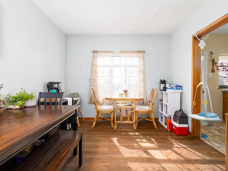 Dining room looking into kitchen