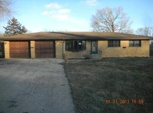 7N011 Harvey Rd, Medinah, IL 60157