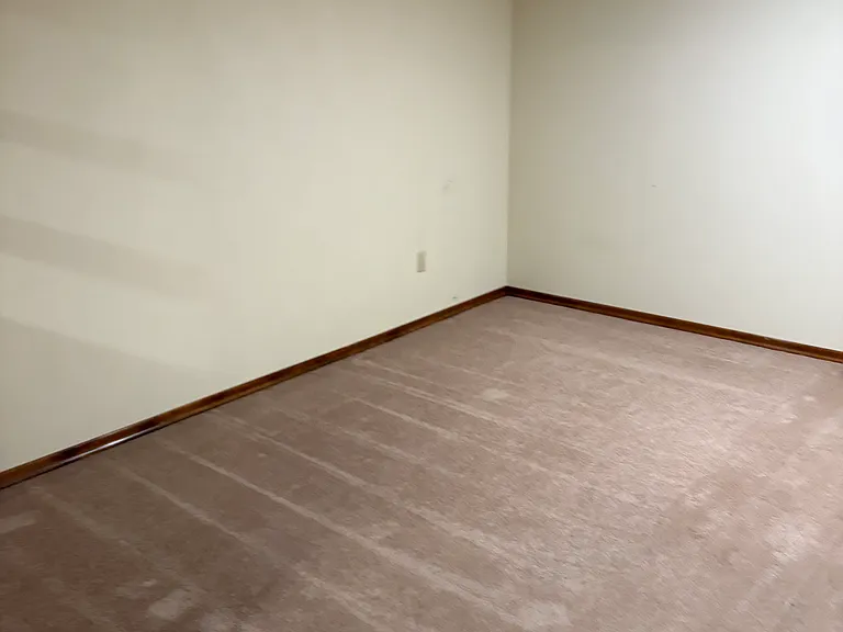 436 Slusser Ln — Photo 29