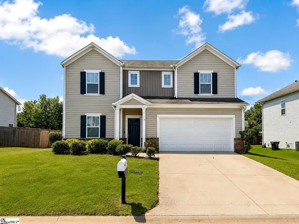 18 Larson Dr, Simpsonville, SC 29681