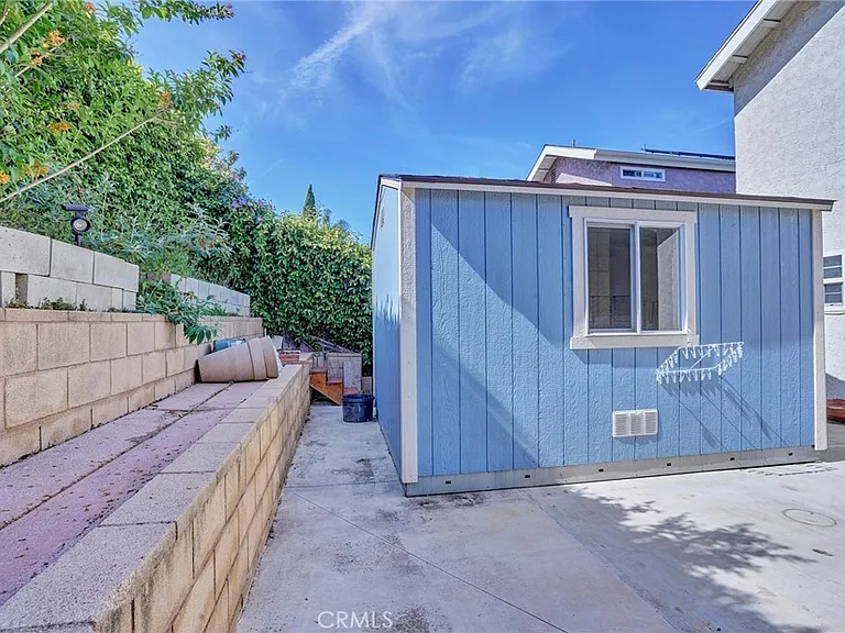 1409 Lakeside Ln — Photo 31
