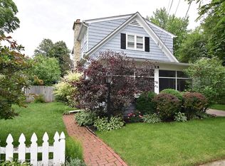 22 N Harrison St, Batavia, IL