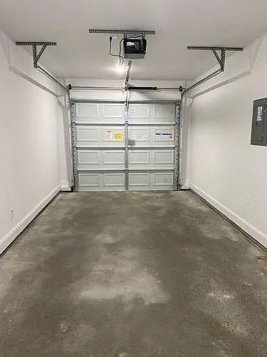 Unit Photo