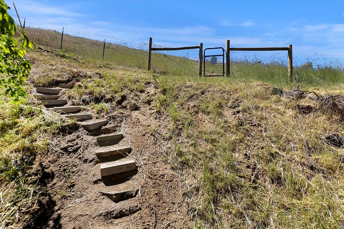 3017 N Bogus Basin Rd — Photo 4