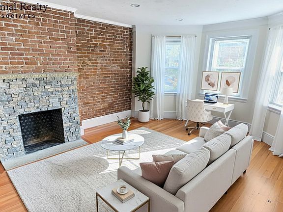 2nd image of 1613 Beacon St #25