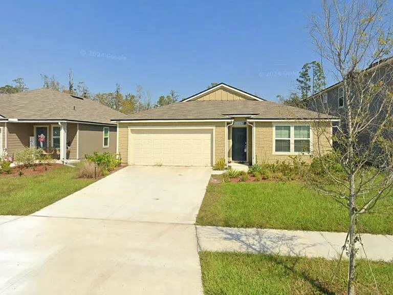 2706 Oak Stream Dr — Photo 1