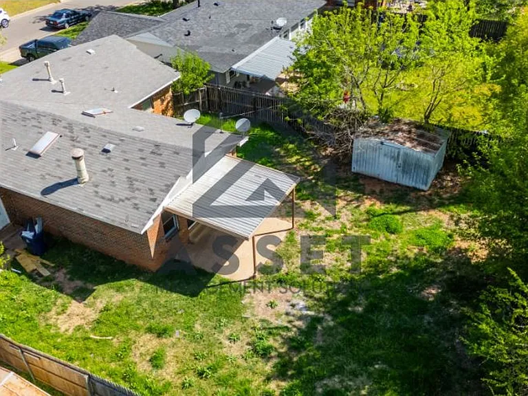 2604 SW 65th St — Photo 24