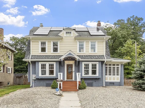 147 Belvidere St, Springfield, MA 01108