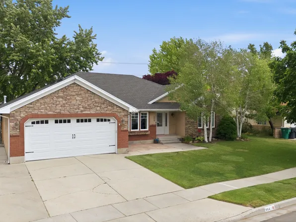 964 W Chesterbrook Cv, Murray, UT 84123
