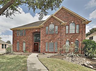 2115 Five Iron Dr, Houston, TX 77089