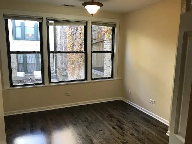 3654 N Marshfield Ave #1 — Photo 4