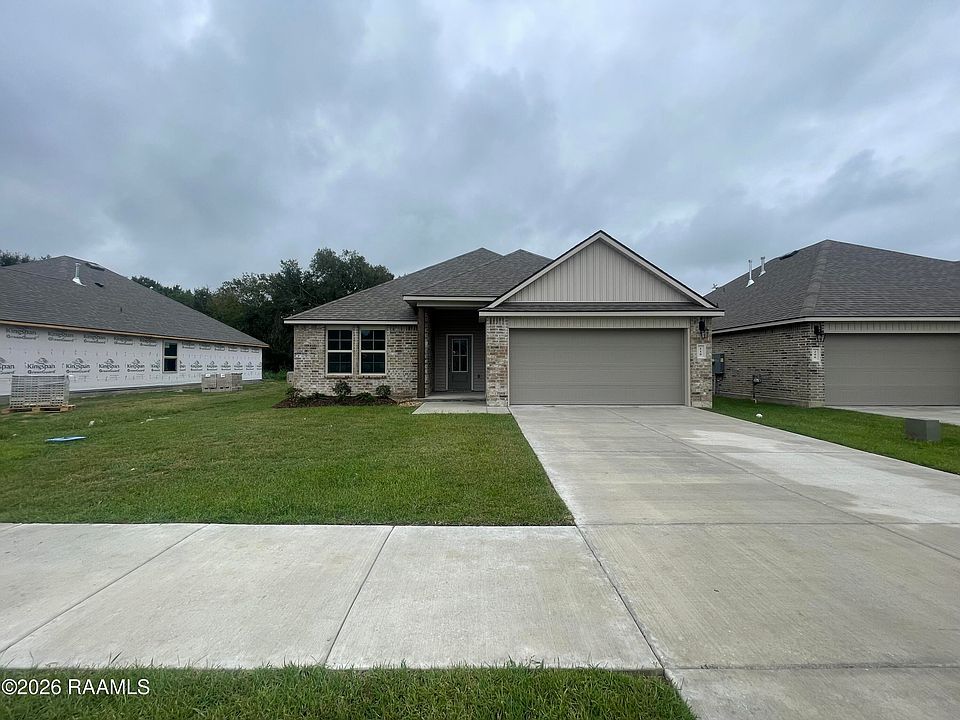 1st image of 210 Eagle Heights Dr