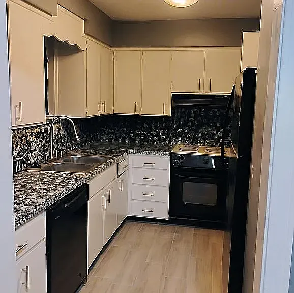 1647 El Camino Rd #3 — Photo 8