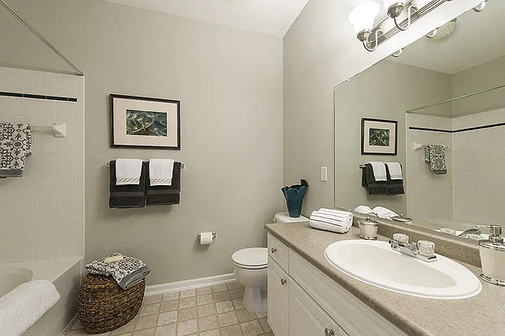 Washington Crossing Apartments — Photo 15