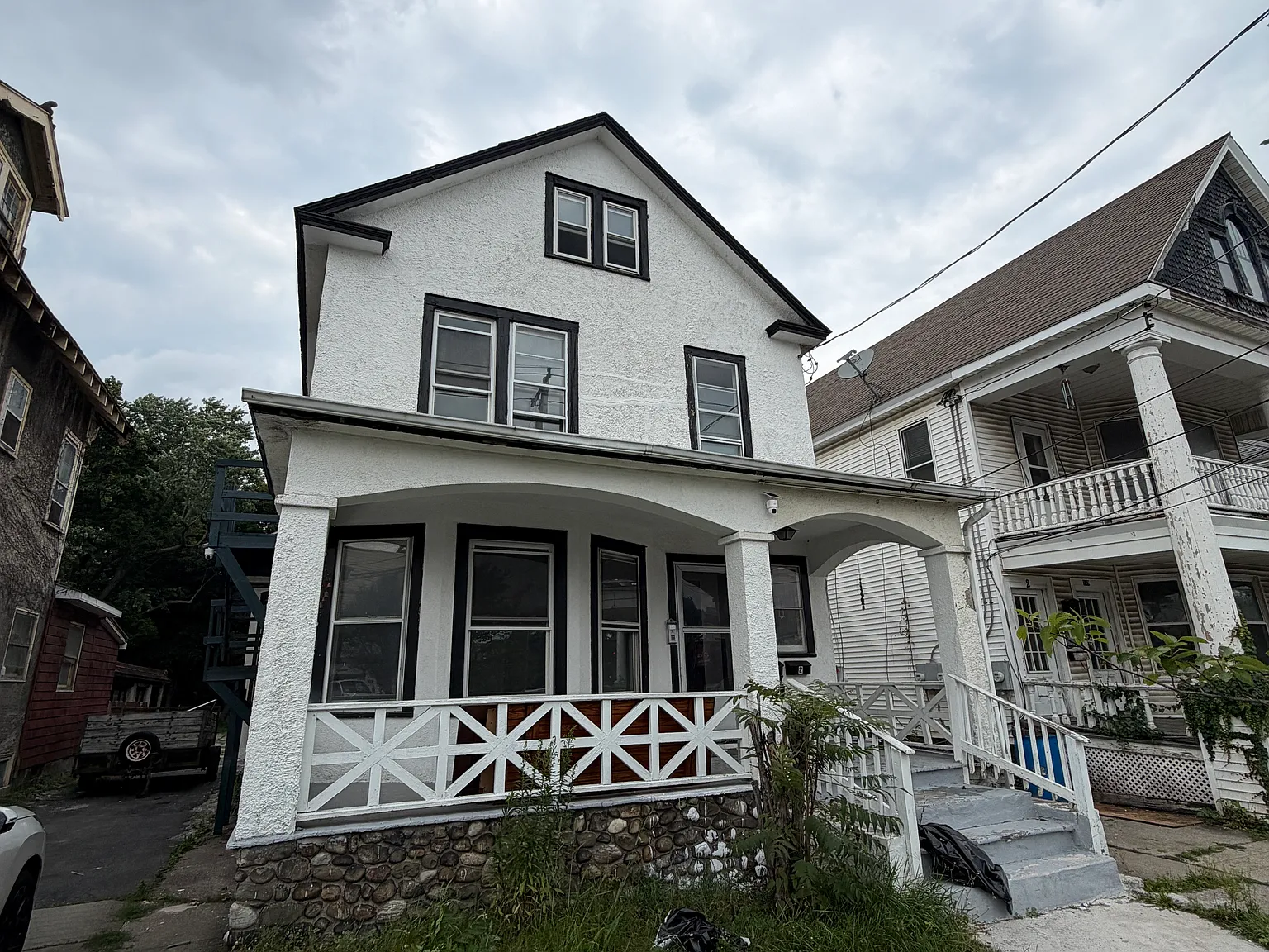 2 bed, 1000 sqft, $1,600 — Photo 1