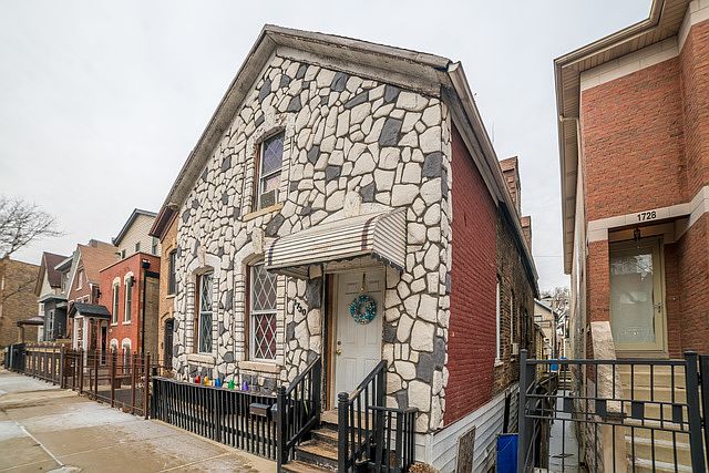 2nd image of 1730 W Julian St