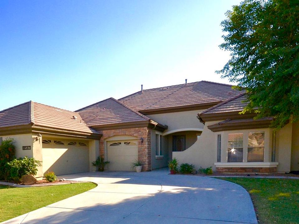 2nd image of 18587 E Carriage Way