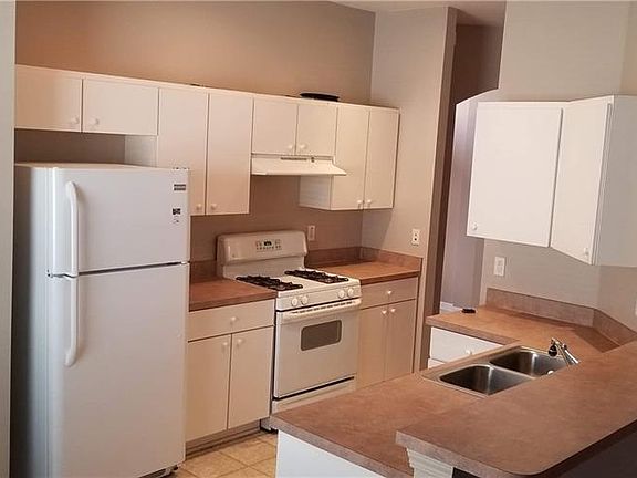 2nd image of 24643 Siena Dr