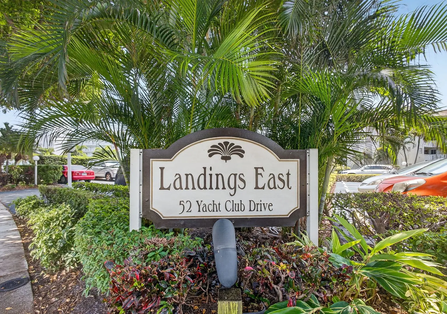55+ 1 Bed, 1 Bath Condo North Palm Beach — Photo 3