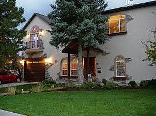 8665 S Aspen Way, Sandy, UT 84093