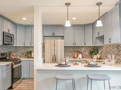 4064 Crystal Dawn Ln Unit 105, San Diego, CA, 92122