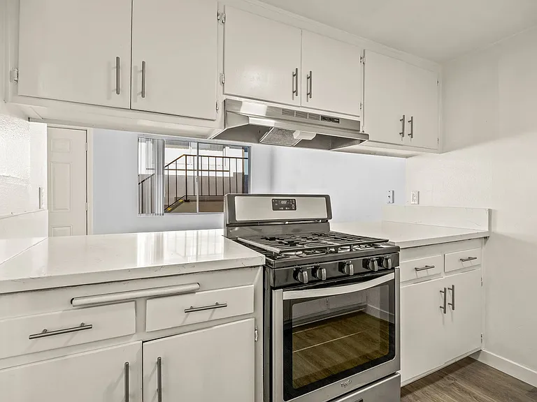Tuscania Apartments — Photo 13
