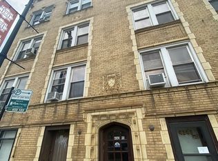 4345 N Pulaski Rd #303, Chicago, IL 60641