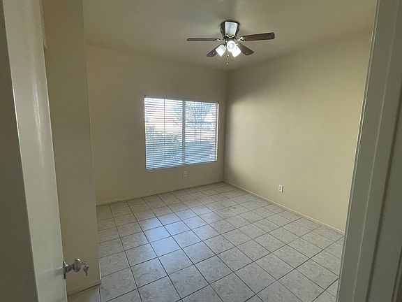 4th image of 2070 Warwick St