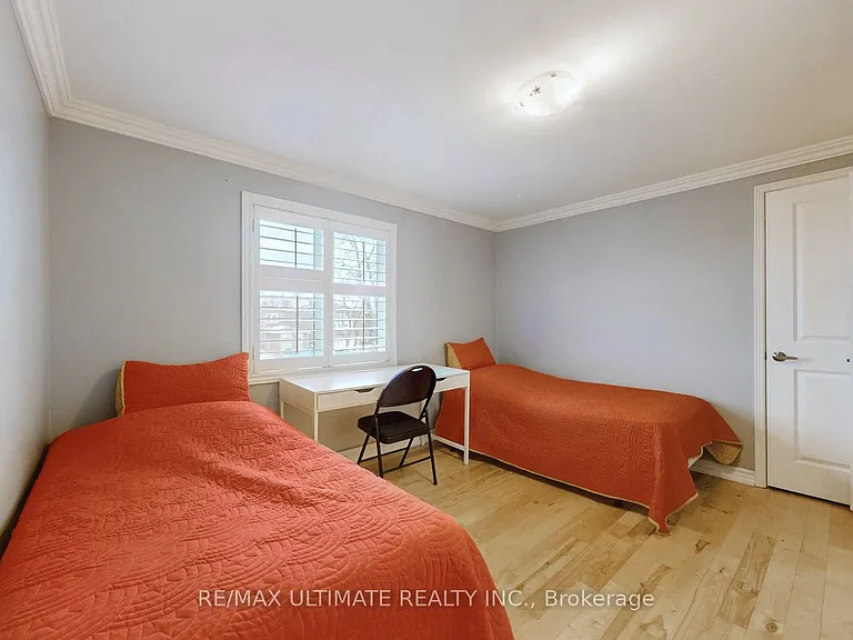 3081 Olympus Mews — Photo 24