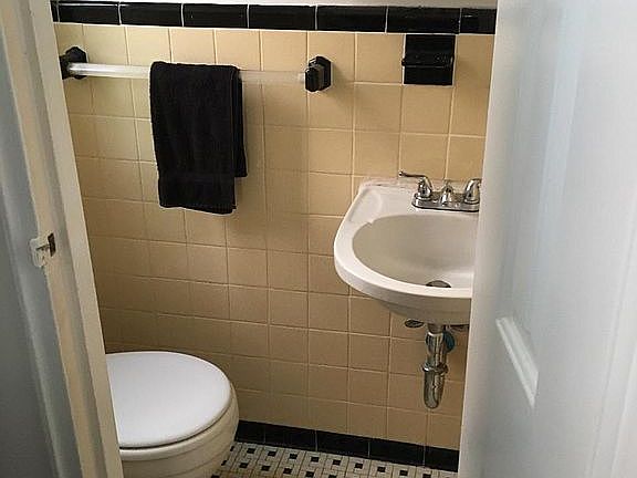 5th image of 445 W 240th St APT 4G