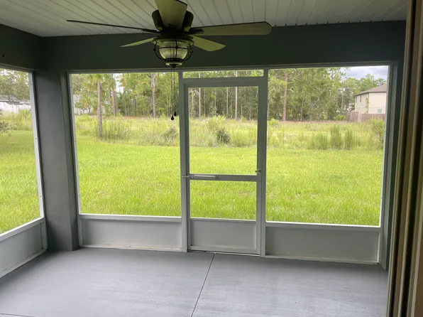 9065 N Travis Dr, Citrus Springs, FL 34434