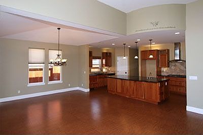 Gourmet Kitchen and Dining Area
