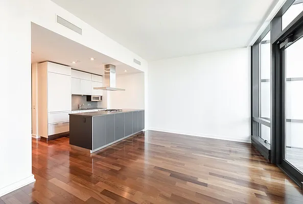 Rented by Keller Williams NYC | media 22