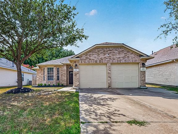 3rd image of 15827 Parmley Creek Ct
